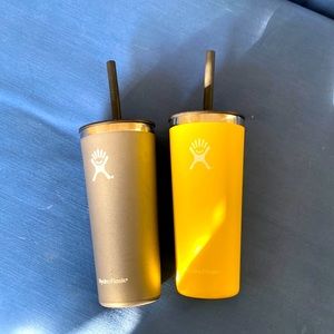 22 oz Hydroflask Strawtop Water Bottle